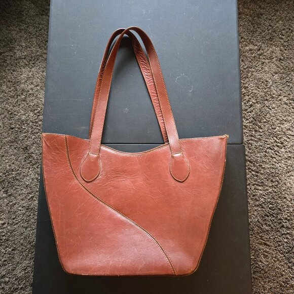 L.J.S. brown leather purse, lightly used. - Picture 1 of 6